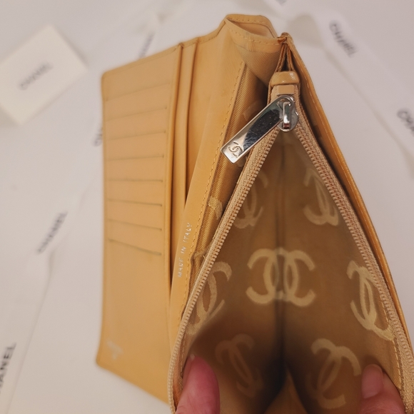 CHANEL Cambon Quilted Yen Light Brown Long Wallet - Picture 13 of 15